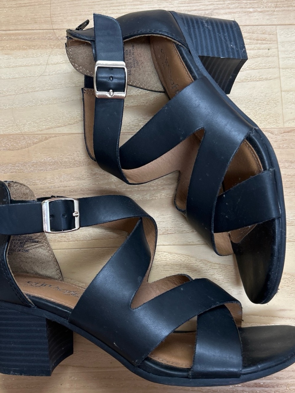 Sofft Black Crisscross Block Heel Sandals